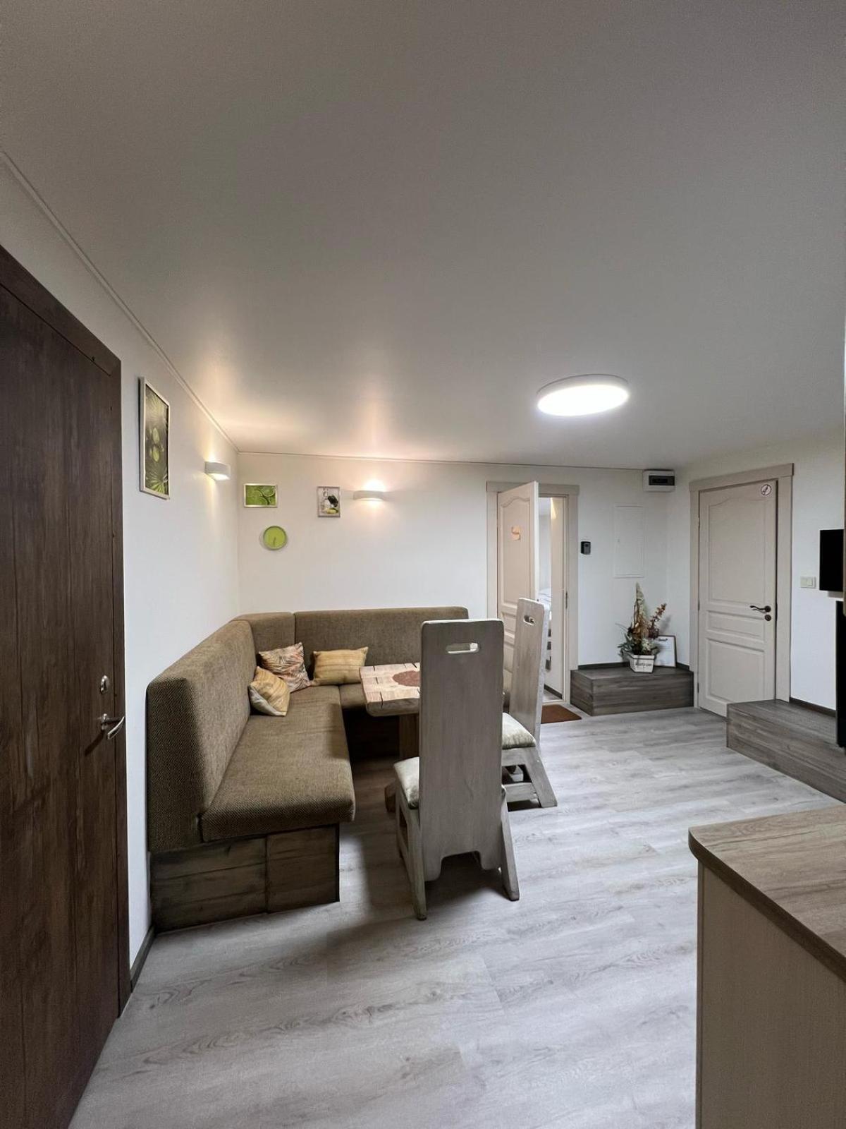 Kubu Ground Floor Rooms Klaipėda Exteriör bild