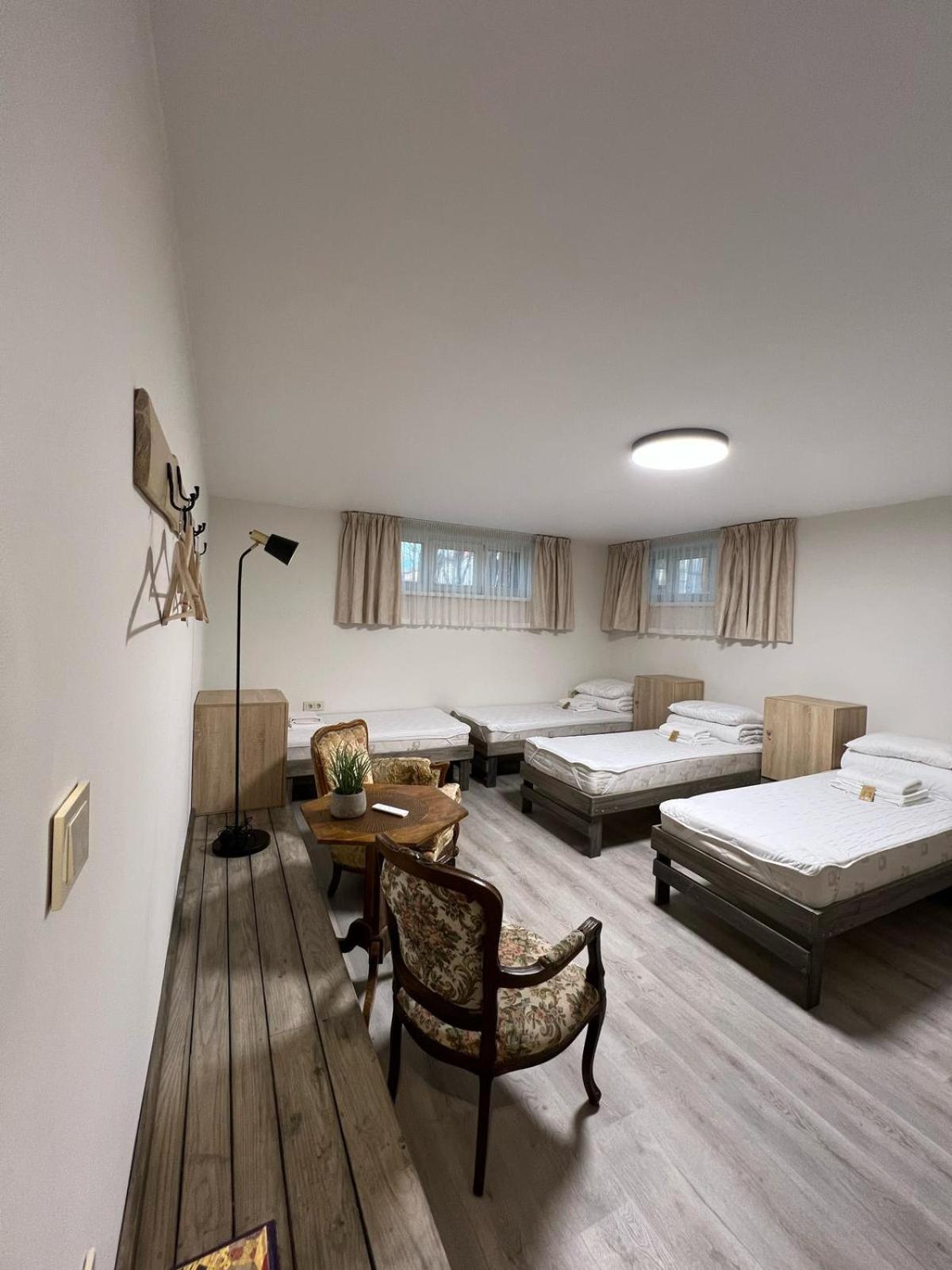Kubu Ground Floor Rooms Klaipėda Exteriör bild