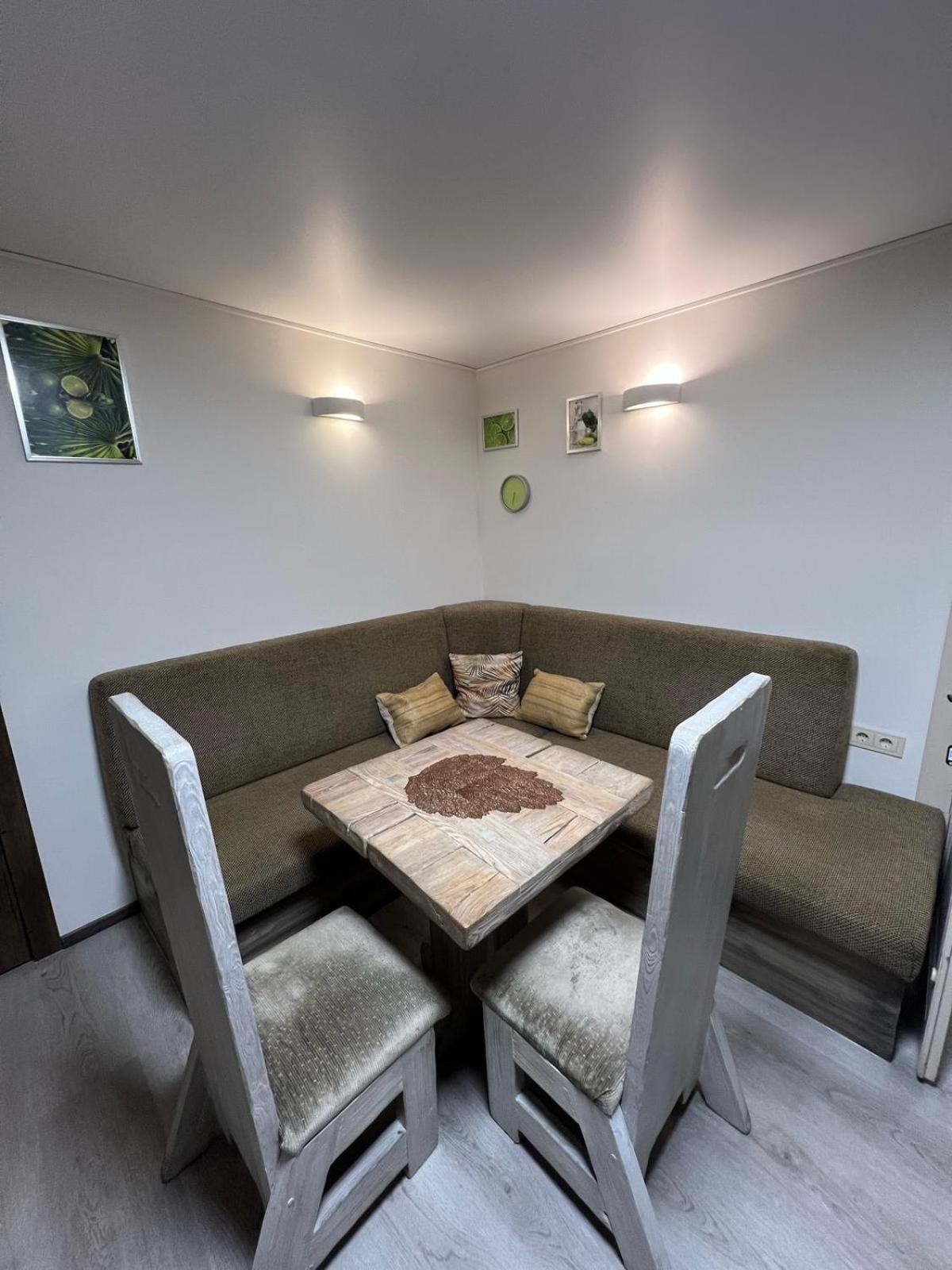 Kubu Ground Floor Rooms Klaipėda Exteriör bild